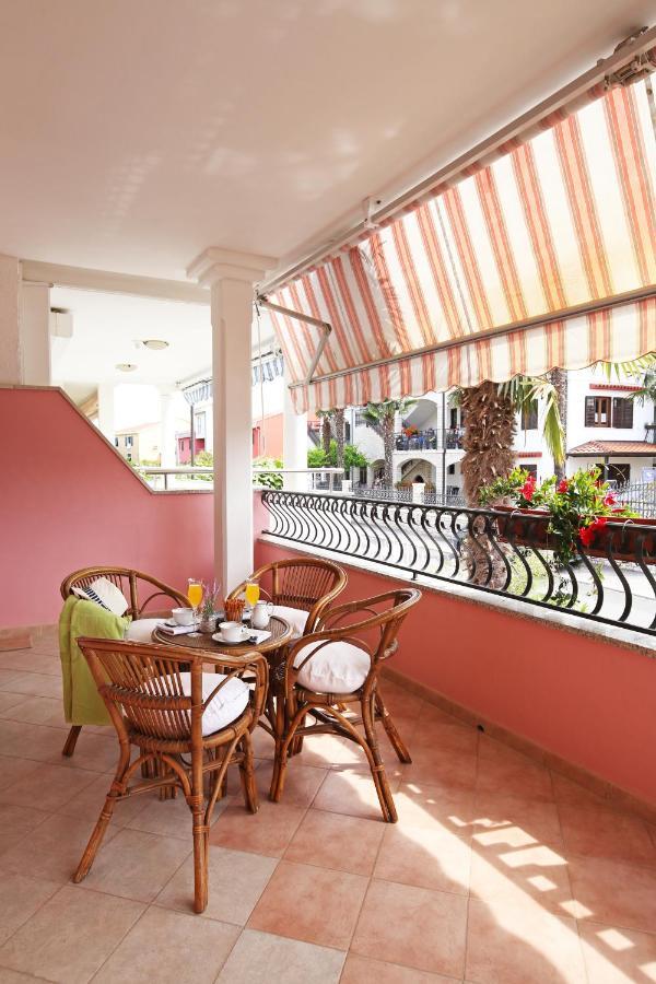 Apartments Paola Ровінь Екстер'єр фото