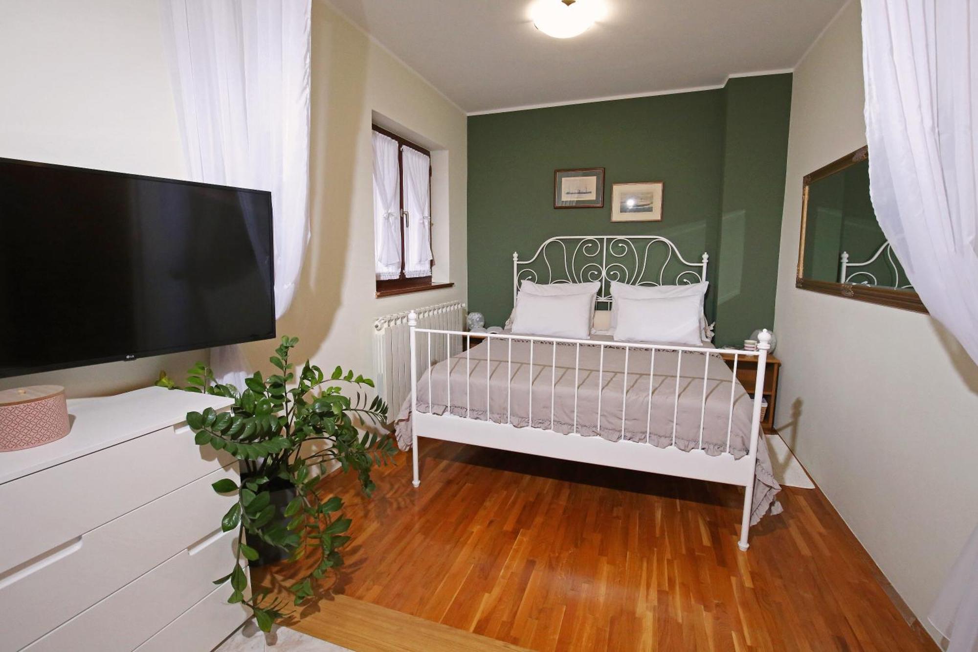 Apartments Paola Ровінь Екстер'єр фото